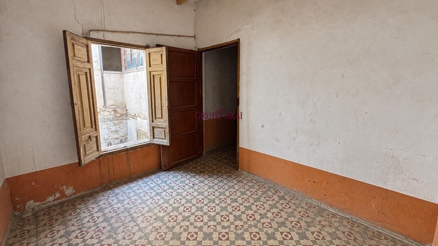 4 bedroom Townhouse for sale in Aspe - € 88,000 (Ref: 10094879)