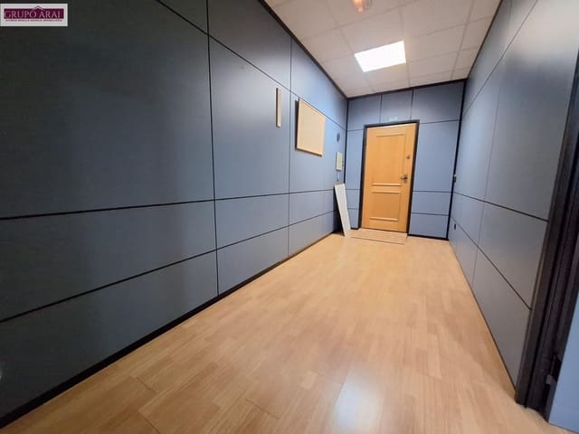 Bureau à vendre à Garbinet - Parque de las Avenidas, Alicante ville - 135 000 € (Ref: 7700705)