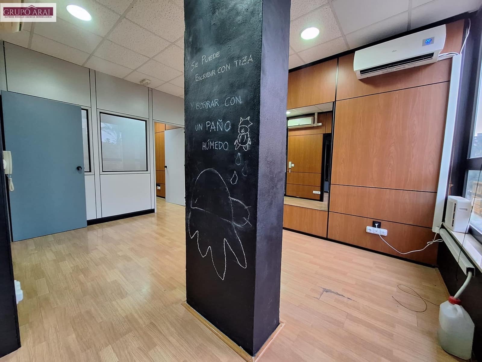 Bureau à vendre à Alicante ville - 135 000 € (Ref: 7700705)