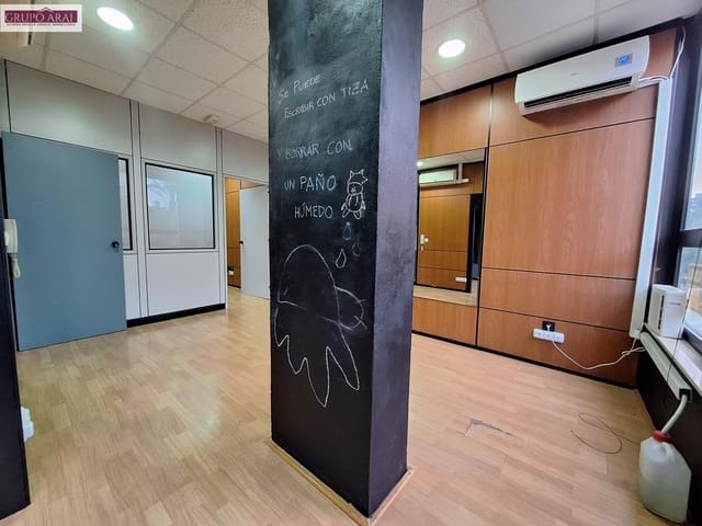 Bureau à vendre à Garbinet - Parque de las Avenidas, Alicante ville - 135 000 € (Ref: 7700705)