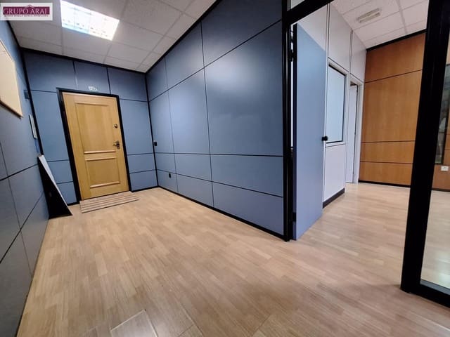 Bureau à vendre à Garbinet - Parque de las Avenidas, Alicante ville - 135 000 € (Ref: 7700705)
