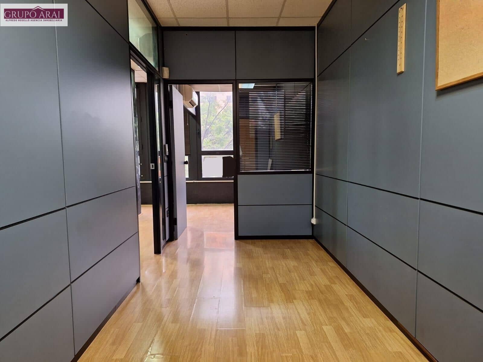 Bureau à vendre à Alicante ville - 135 000 € (Ref: 7700705)