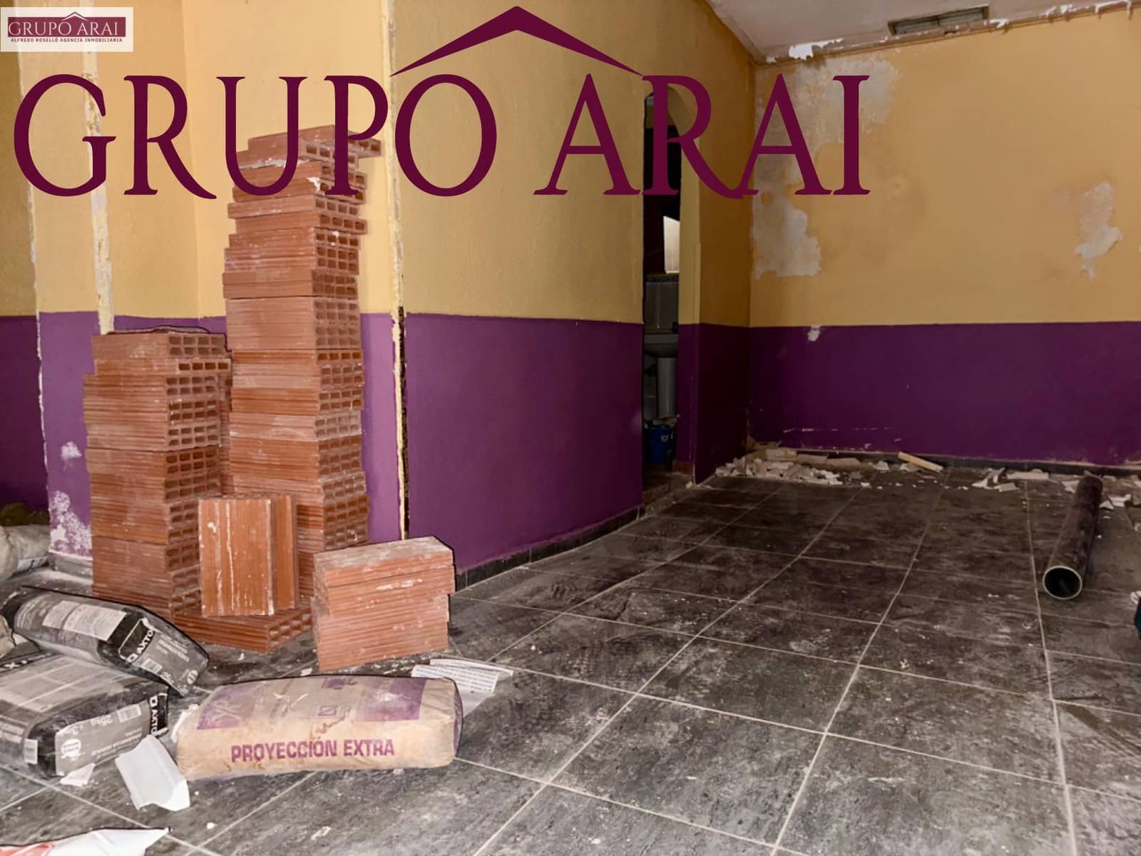 Kaupallinen myytävänä paikassa Alicante kaupunki - 98 000 € (Ref: 8184004)