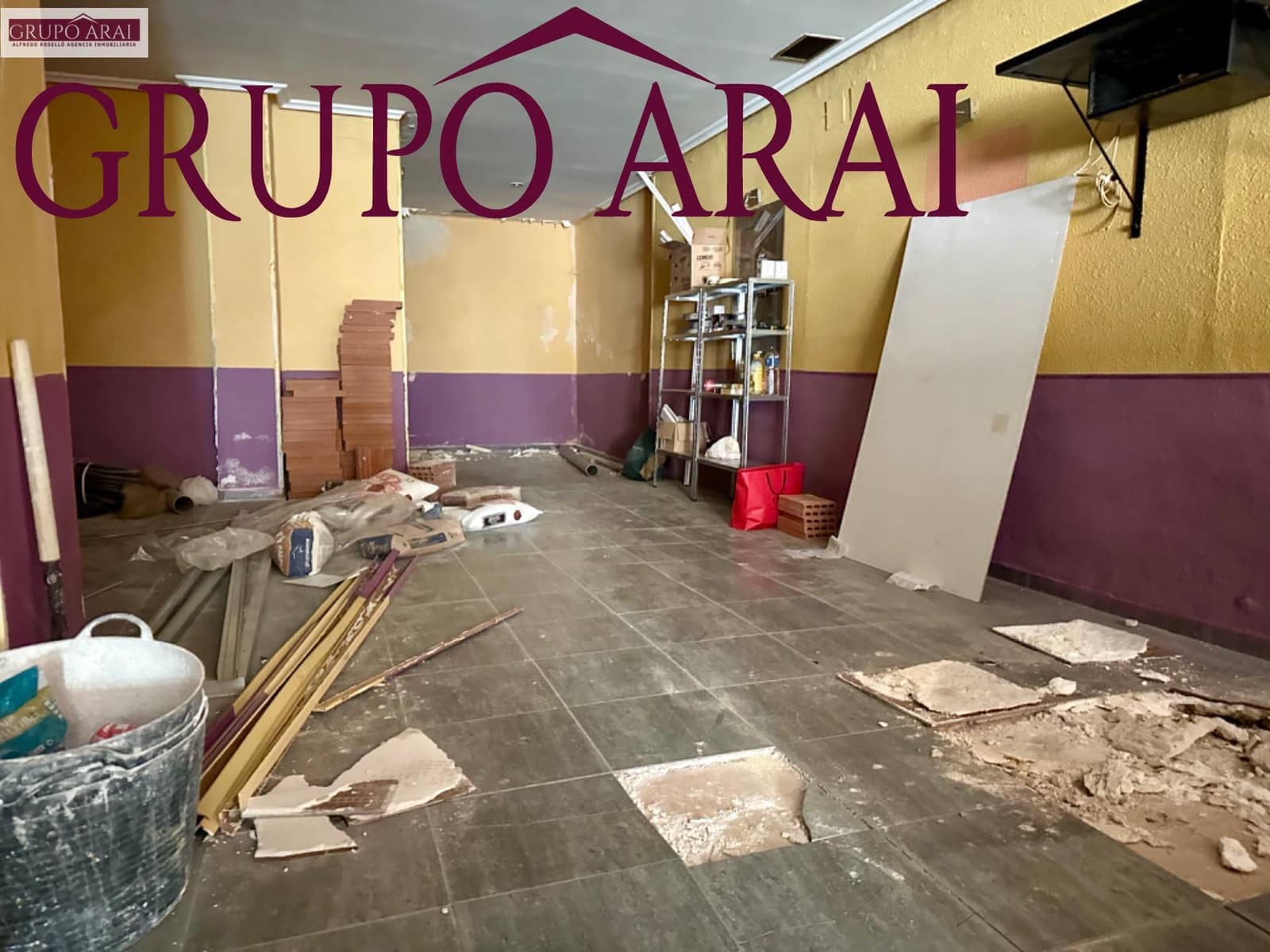 Kaupallinen myytävänä paikassa Alicante kaupunki - 98 000 € (Ref: 8184004)