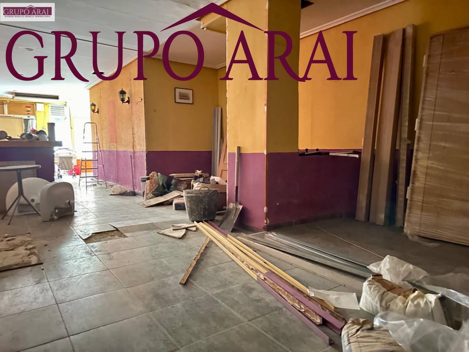 Kaupallinen myytävänä paikassa Alicante kaupunki - 98 000 € (Ref: 8184004)