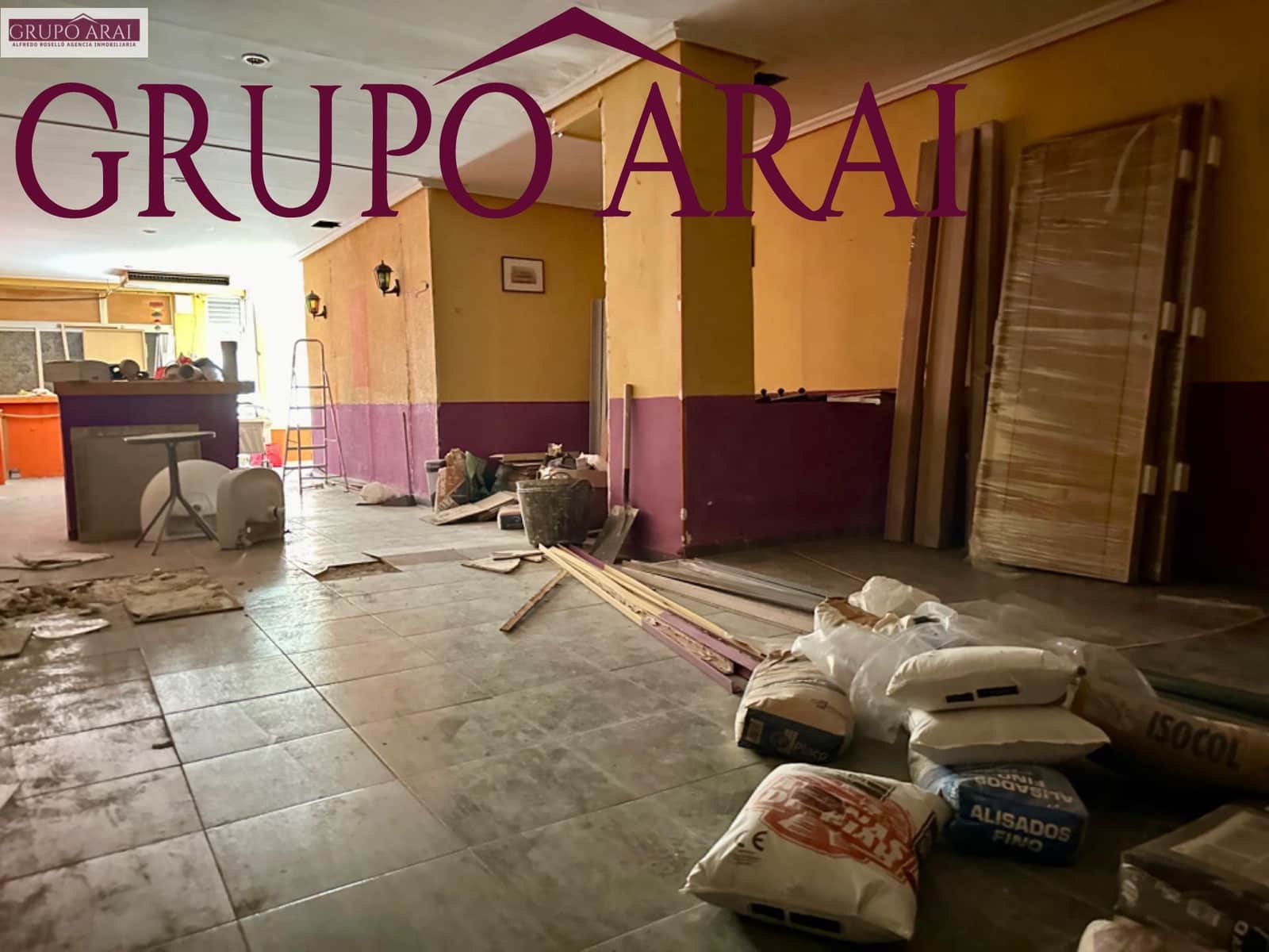 Kaupallinen myytävänä paikassa Alicante kaupunki - 98 000 € (Ref: 8184004)