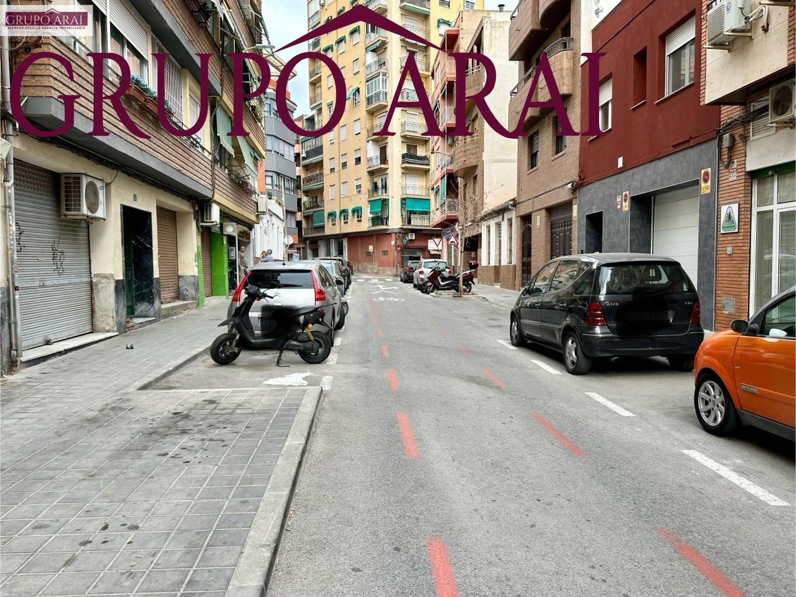 Kaupallinen myytävänä paikassa Alicante kaupunki - 98 000 € (Ref: 8184004)