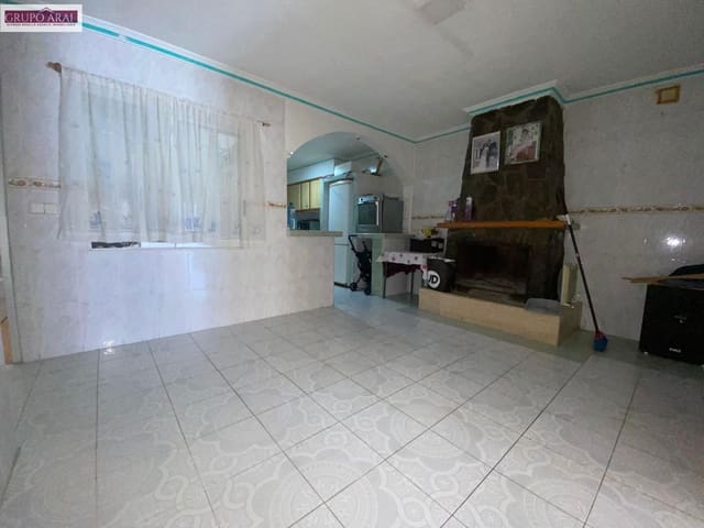 3 bedroom Townhouse for sale in Garbinet - Parque de las Avenidas, Alicante / Alacant city - € 195,000 (Ref: 8419821)