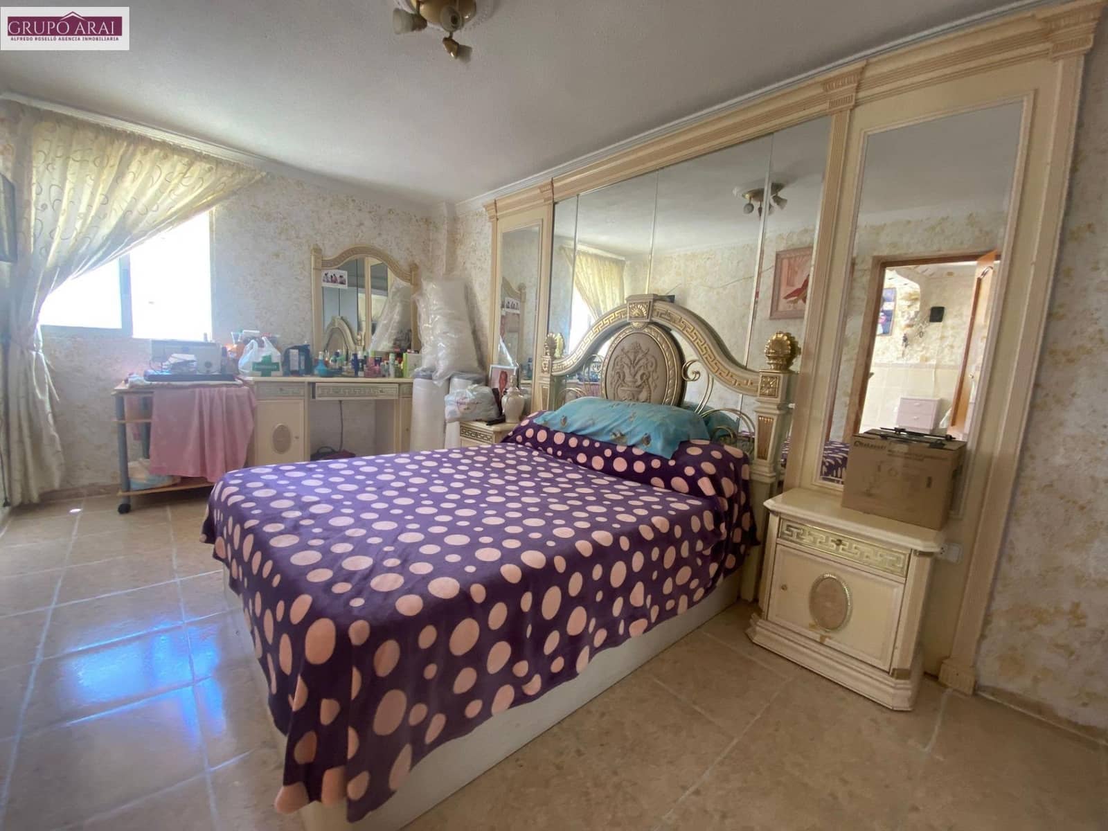 3 bedroom Townhouse for sale in Alicante / Alacant city - € 195,000 (Ref: 8419821)