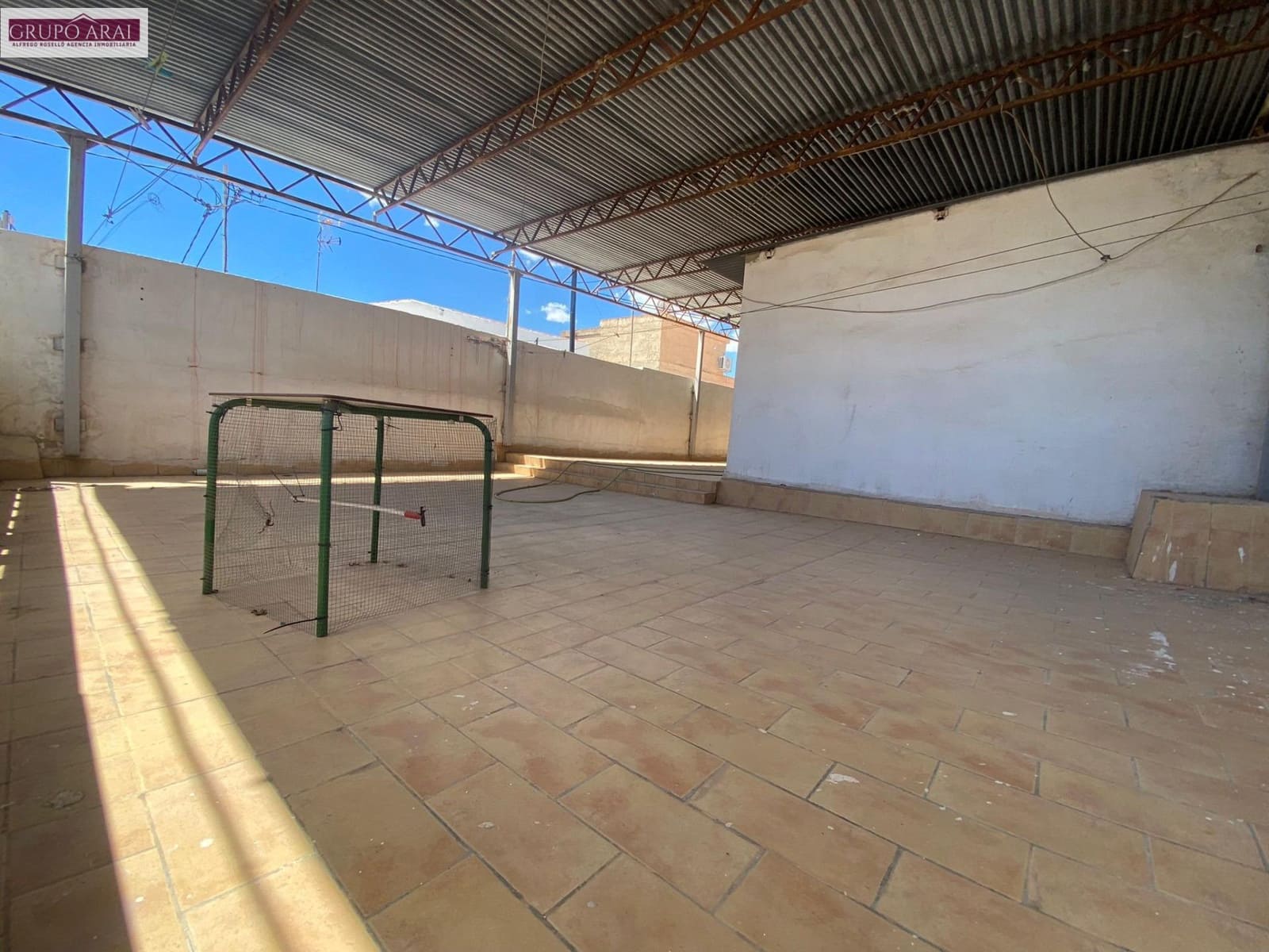 3 bedroom Townhouse for sale in Alicante / Alacant city - € 195,000 (Ref: 8419821)