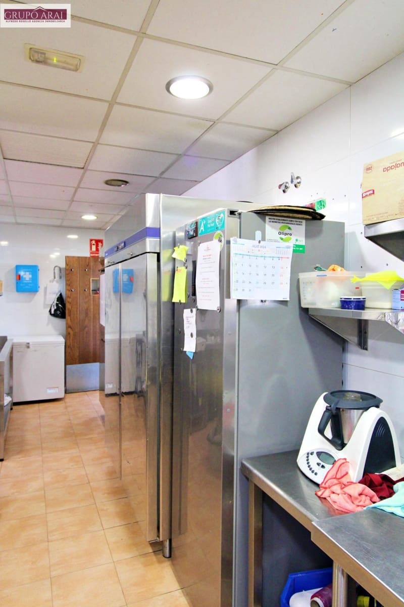 Företag att hyra i San Vicente / Sant Vicent del Raspeig - 2 400 € (Ref: 8554177)