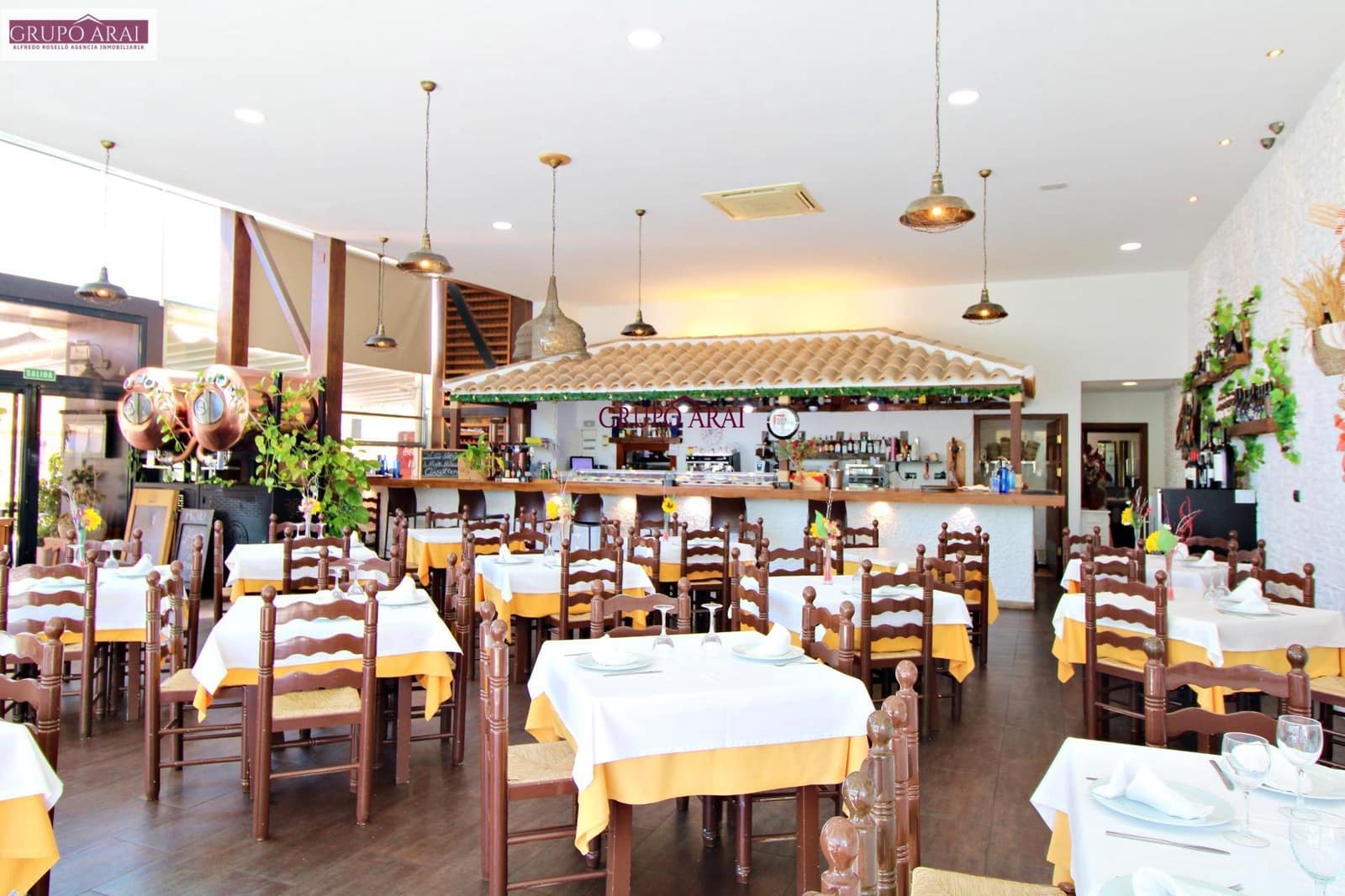 Business for rent in San Vicente / Sant Vicent del Raspeig - € 2,400 (Ref: 8554177)