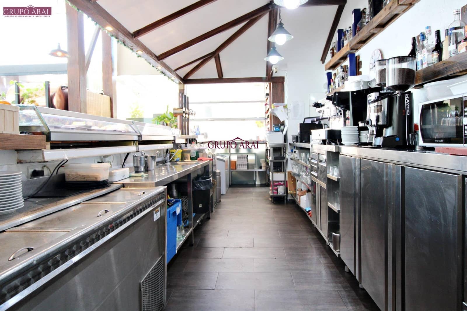 Business for rent in San Vicente / Sant Vicent del Raspeig - € 2,400 (Ref: 8554177)