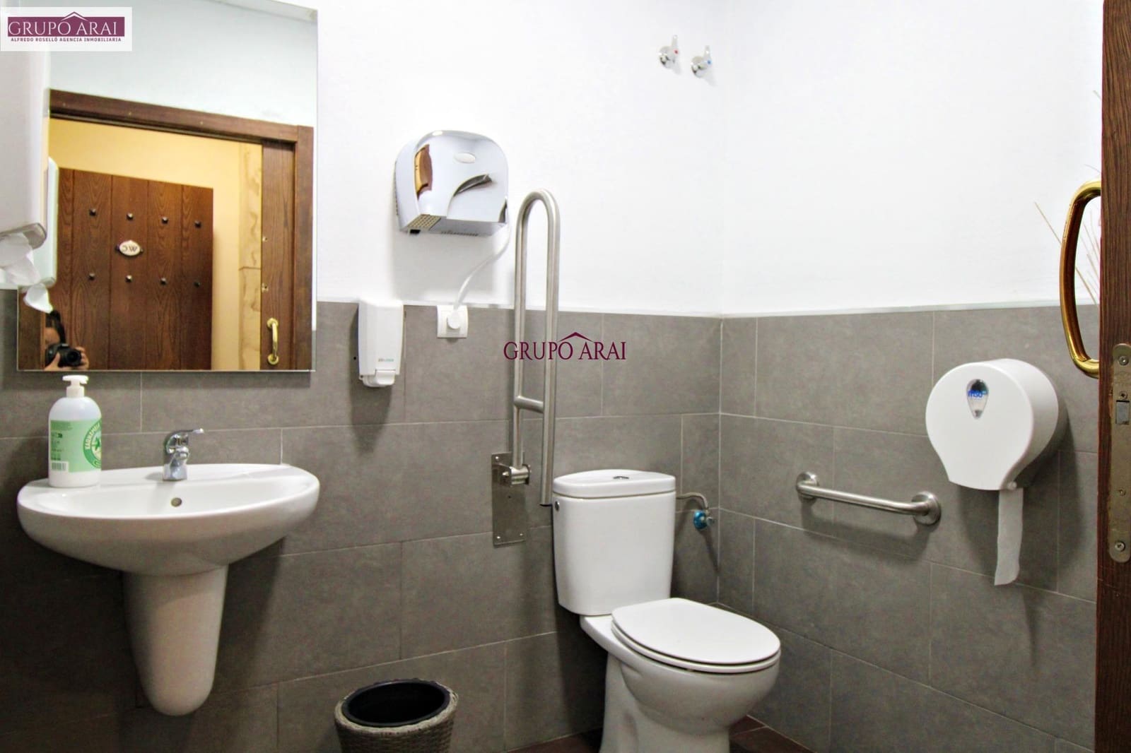 Business for rent in San Vicente / Sant Vicent del Raspeig - € 2,400 (Ref: 8554177)