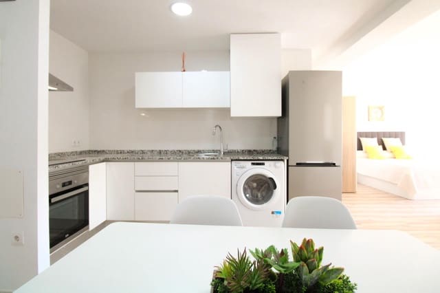 1 soveværelse Lejlighed til leje i Los Ángeles, Alicante by - € 840 (Ref: 8556787)