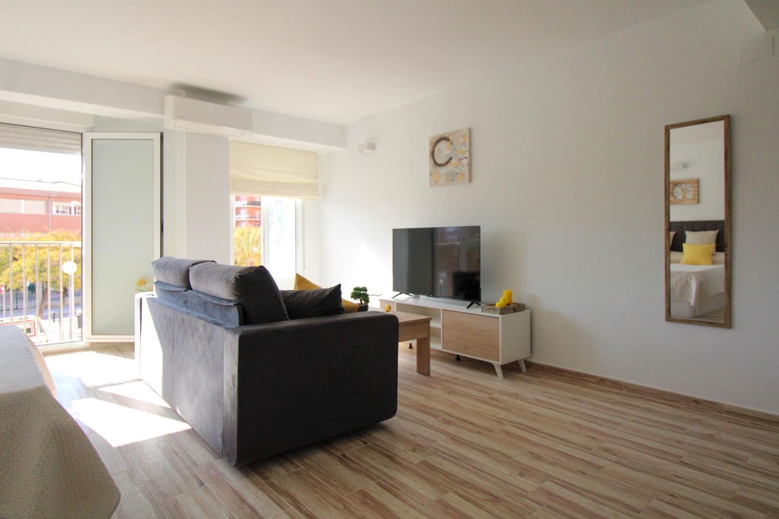 1 quarto Apartamento para arrendar em Alicante cidade - 870 € (Ref: 8556787)