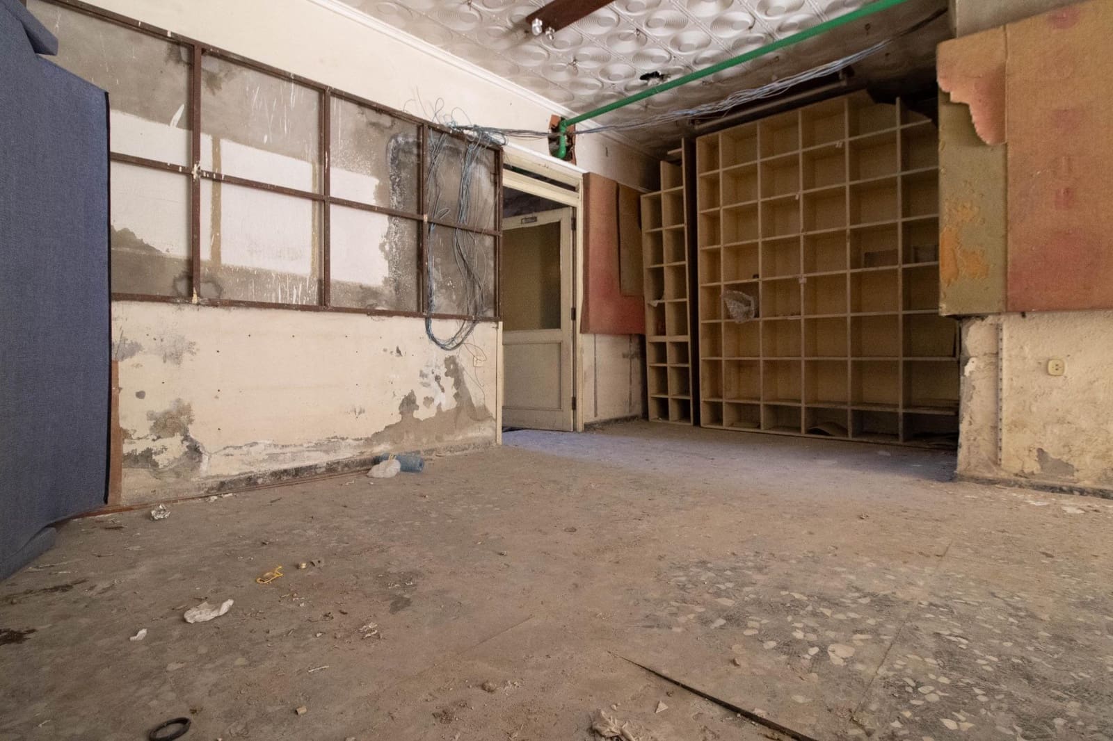 Komercyjne na sprzedaż w Miasto Alicante / Alacant - 110 000 € (Ref: 8570676)