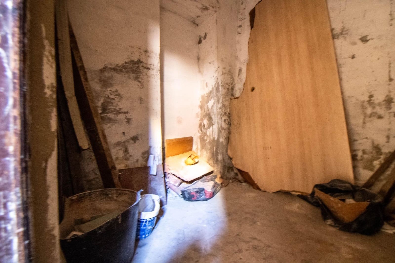 Komercyjne na sprzedaż w Miasto Alicante / Alacant - 110 000 € (Ref: 8570676)