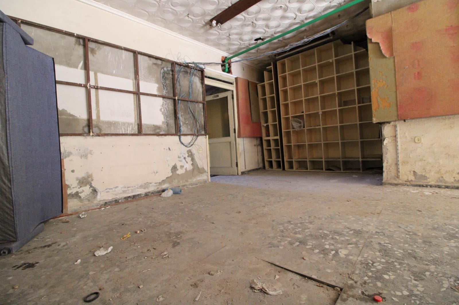 Komercyjne na sprzedaż w Miasto Alicante / Alacant - 110 000 € (Ref: 8570676)