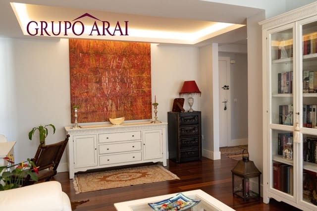 2 soveværelse Lejlighed til salg i Barrio del Centro, Alicante by - € 413.000 (Ref: 8624387)