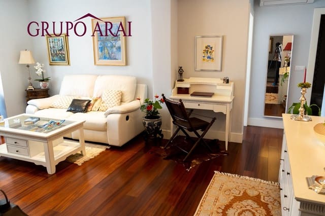 2 soveværelse Lejlighed til salg i Barrio del Centro, Alicante by - € 413.000 (Ref: 8624387)