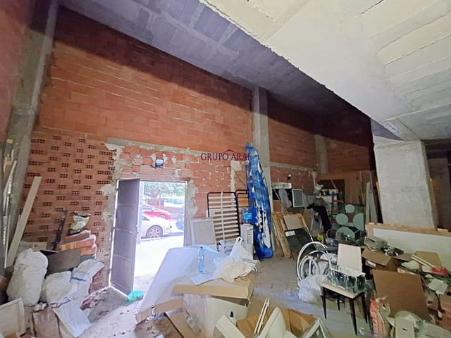 Commerciale in vendita in Alicante città - 115.000 € (Rif: 8827577)