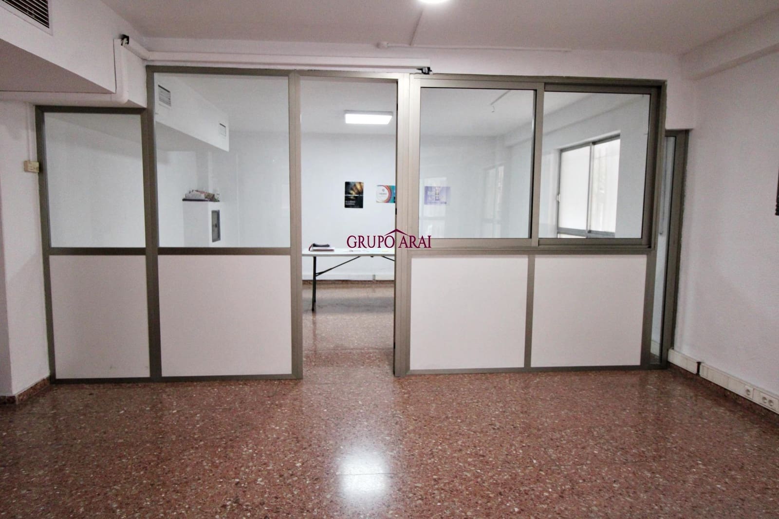 Kontor til salg i Alicante by - € 339.000 (Ref: 8885994)