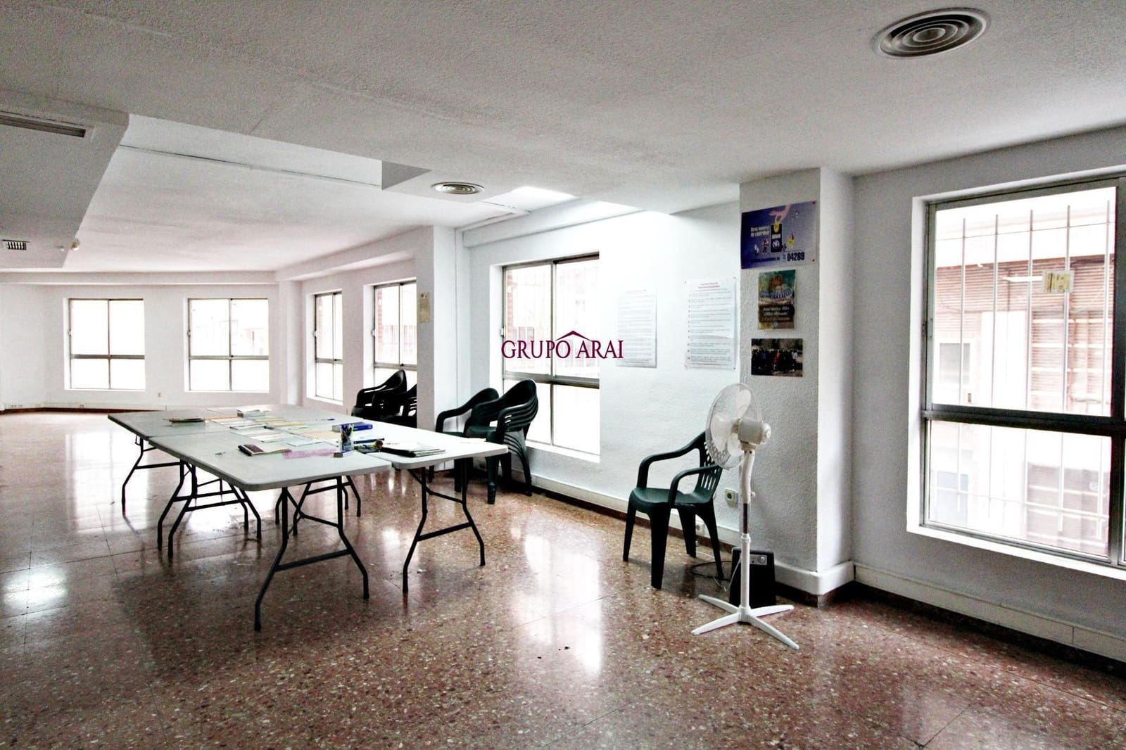 Kontor til salg i Alicante by - € 339.000 (Ref: 8885994)