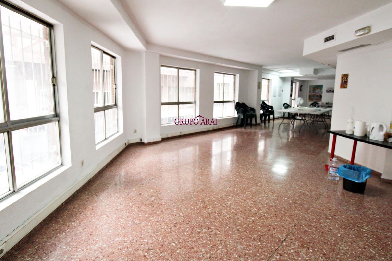 Kontor til salg i Alicante by - € 339.000 (Ref: 8885994)