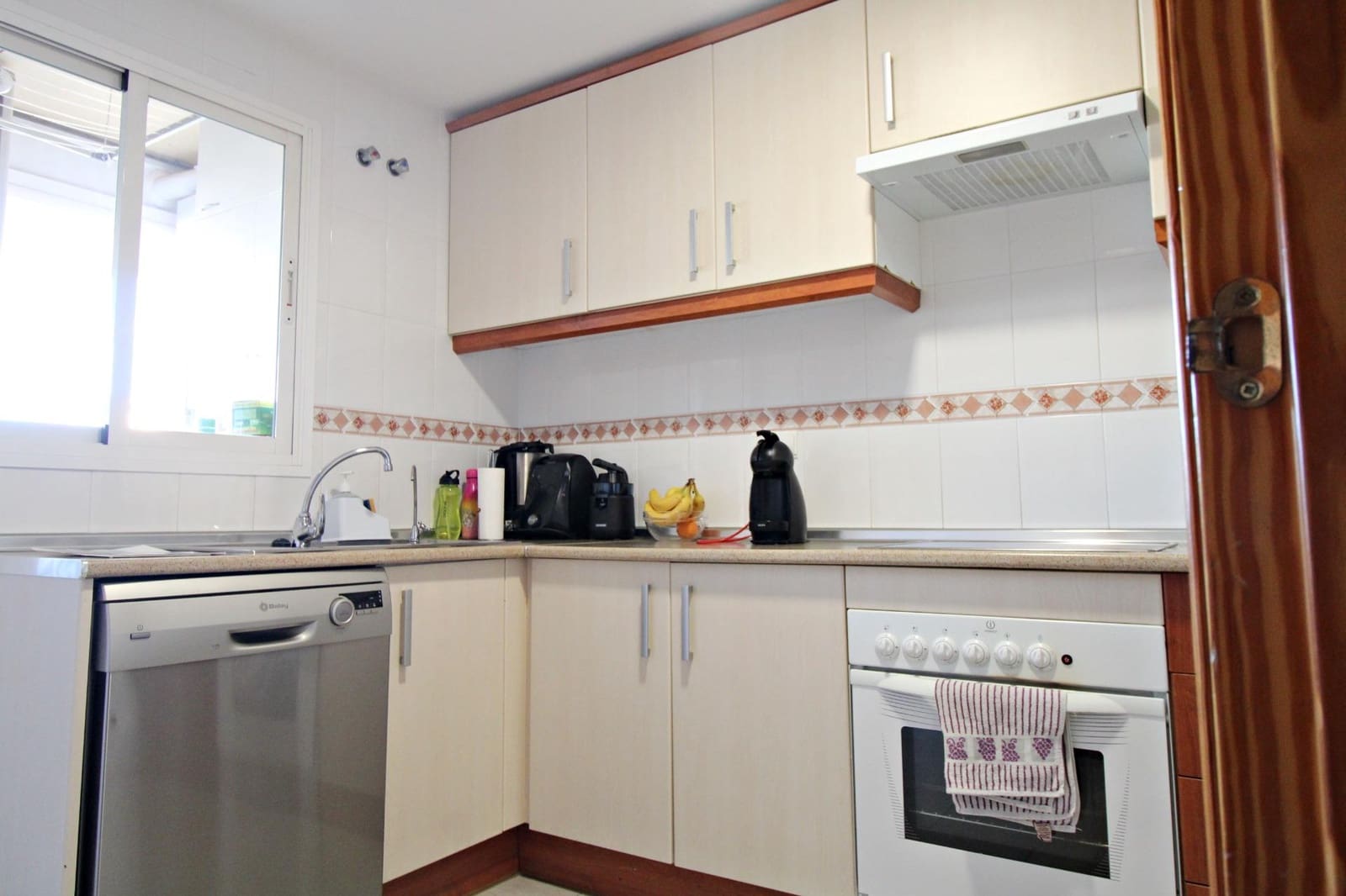 4 soveværelse Lejlighed til salg i Alicante by med swimmingpool garage - € 305.000 (Ref: 8913185)