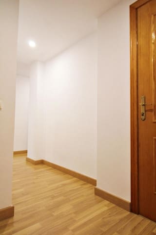 4 soveværelse Lejlighed til salg i Paus - Poligono San Blas, Alicante by med swimmingpool garage - € 305.000 (Ref: 8913185)