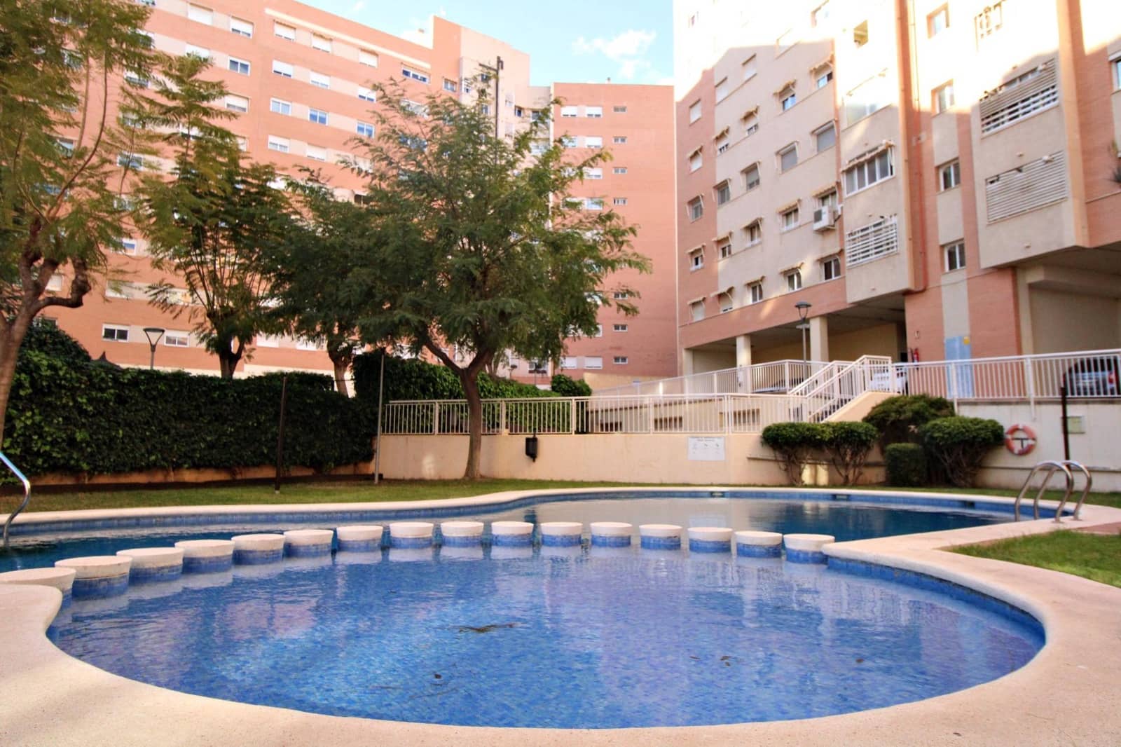 4 soveværelse Lejlighed til salg i Alicante by med swimmingpool garage - € 305.000 (Ref: 8913185)