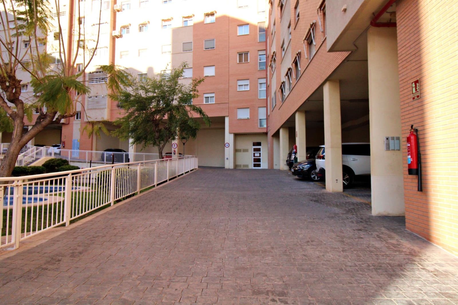 4 soveværelse Lejlighed til salg i Alicante by med swimmingpool garage - € 305.000 (Ref: 8913185)