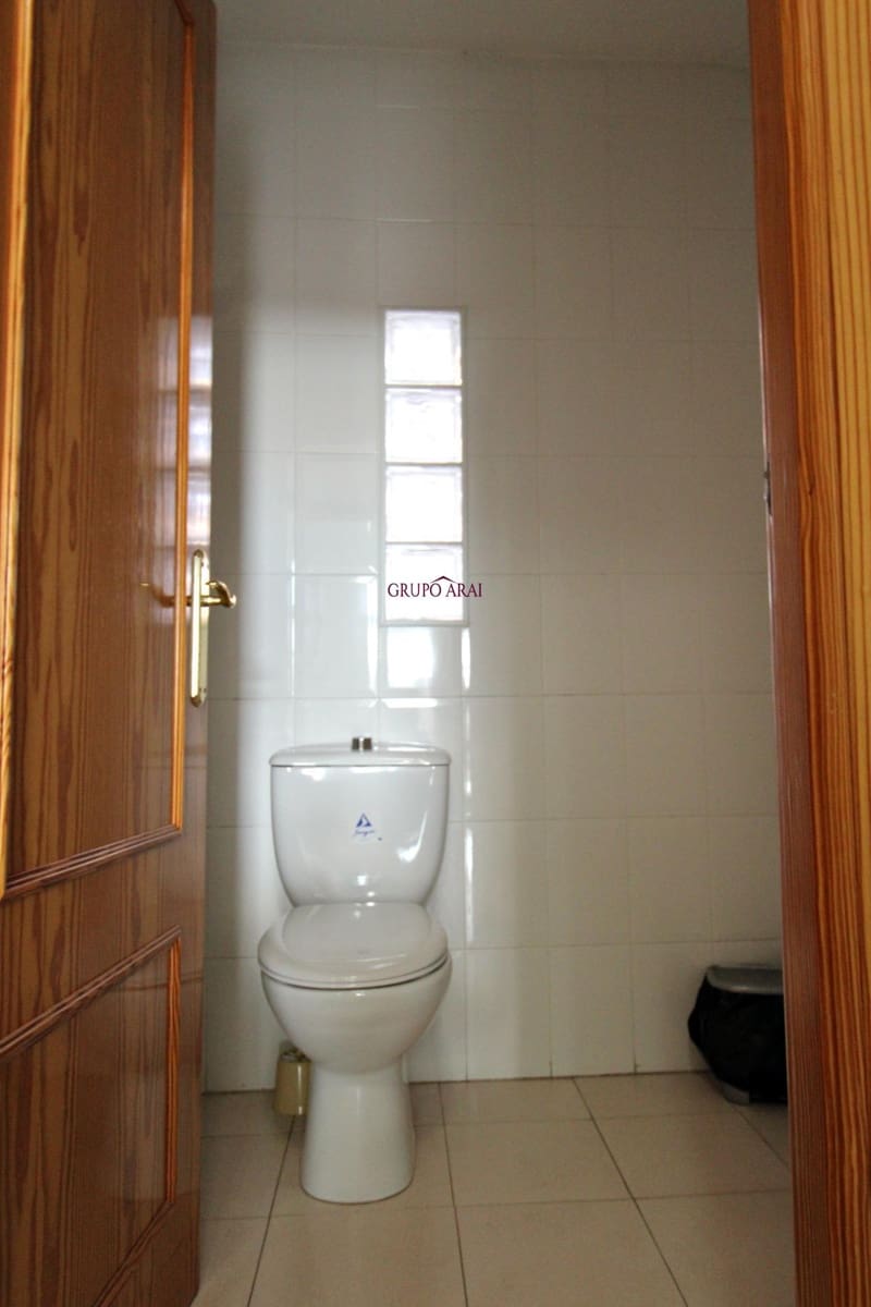 4 bedroom Flat for sale in Alicante / Alacant city with pool garage - € 280,000 (Ref: 8913185)