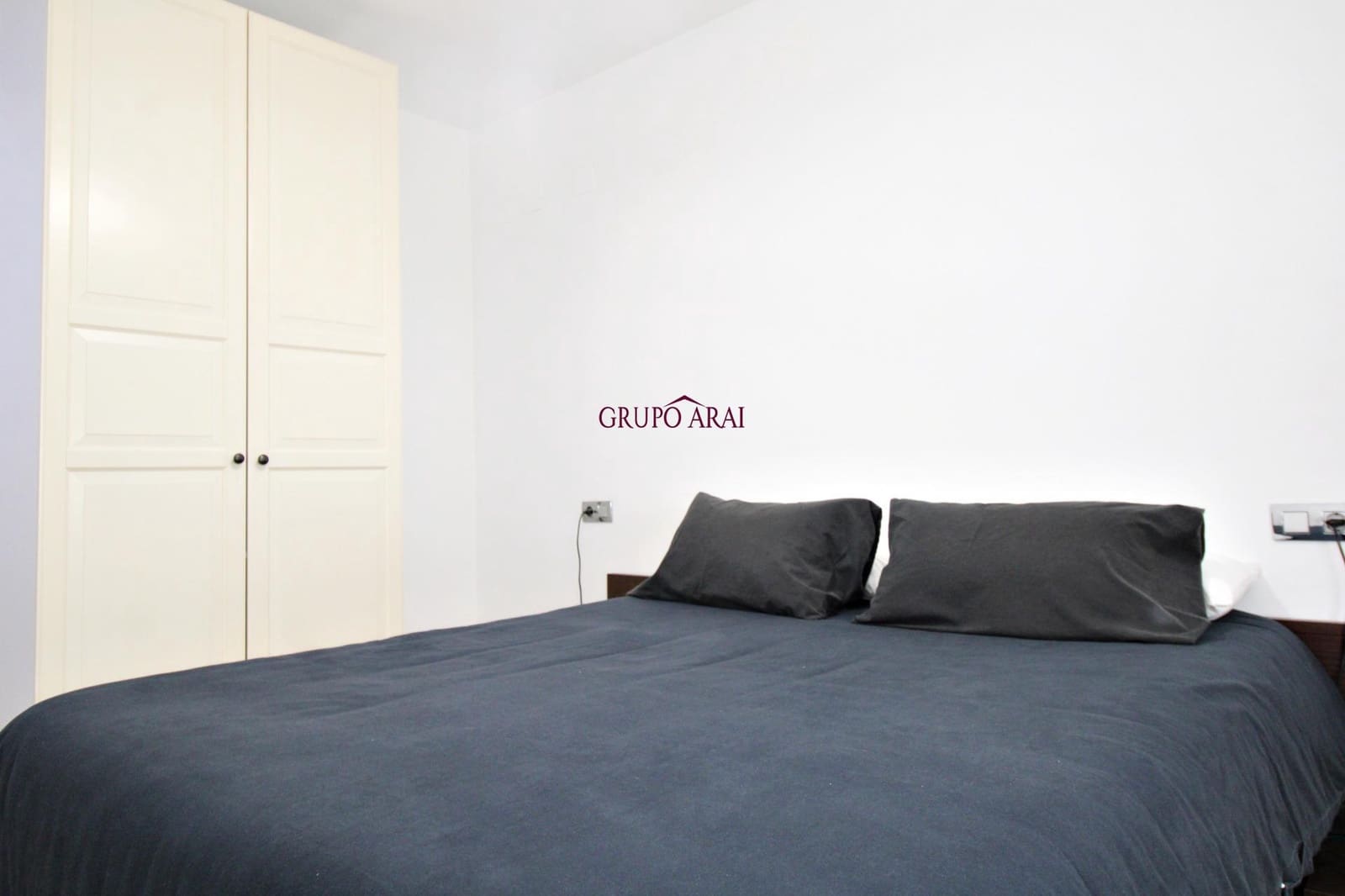 4 bedroom Flat for sale in Alicante / Alacant city with pool garage - € 280,000 (Ref: 8913185)