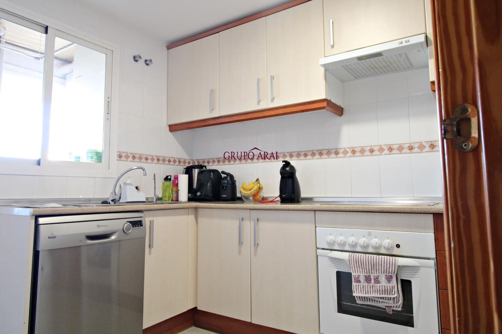 4 bedroom Flat for sale in Alicante / Alacant city with pool garage - € 280,000 (Ref: 8913185)