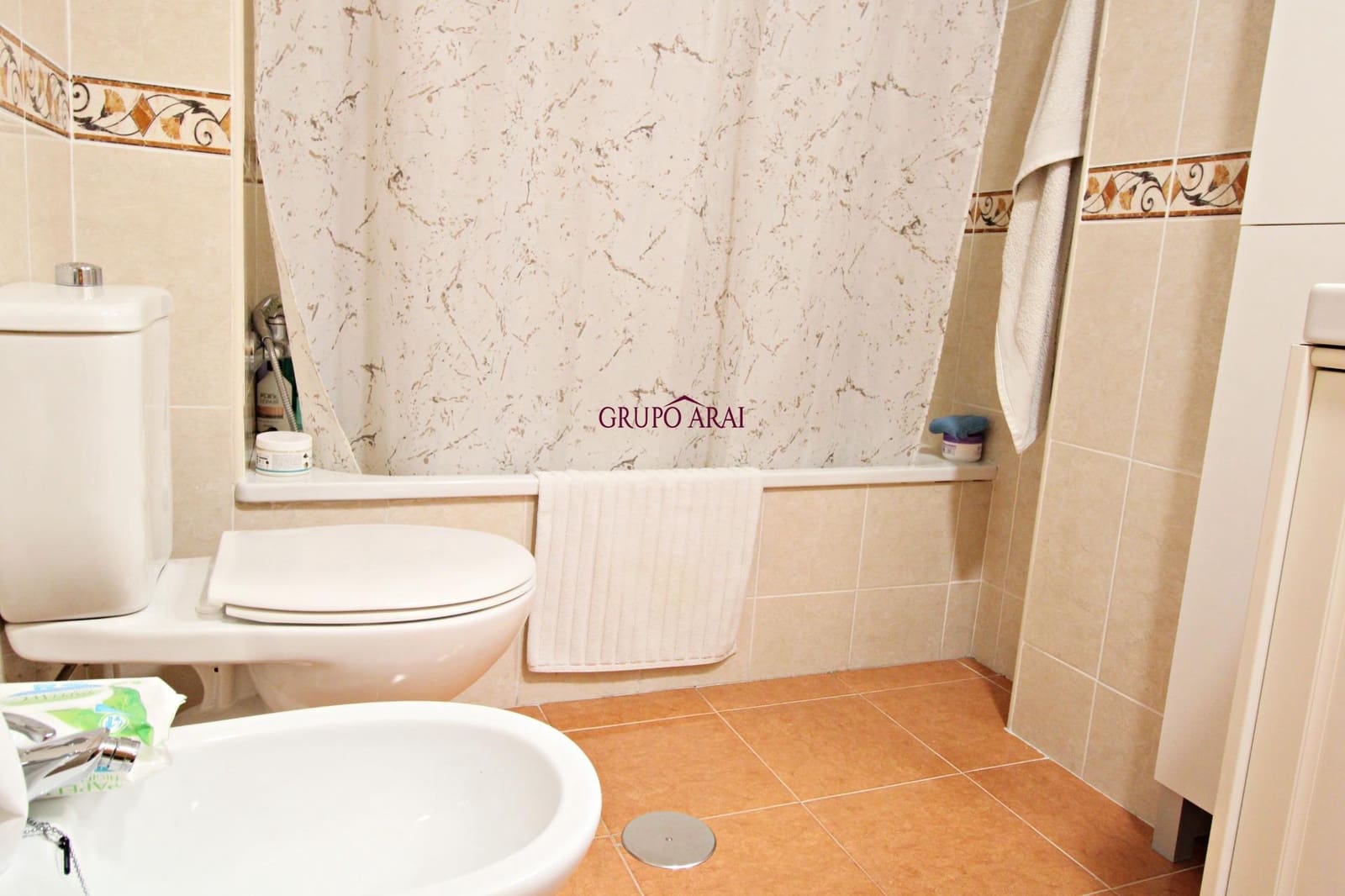 4 bedroom Flat for sale in Alicante / Alacant city with pool garage - € 280,000 (Ref: 8913185)