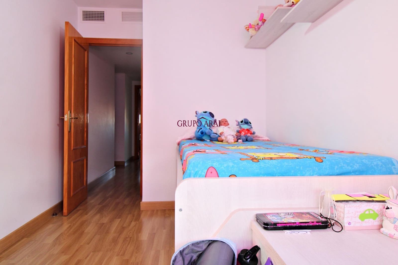 4 bedroom Flat for sale in Alicante / Alacant city with pool garage - € 280,000 (Ref: 8913185)