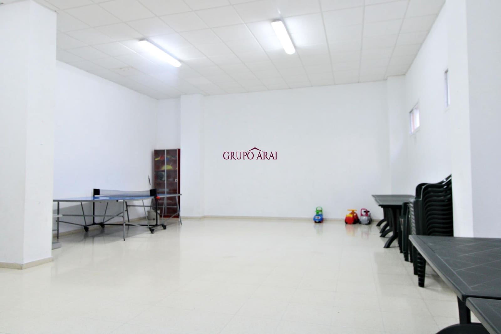 4 bedroom Flat for sale in Alicante / Alacant city with pool garage - € 280,000 (Ref: 8913185)