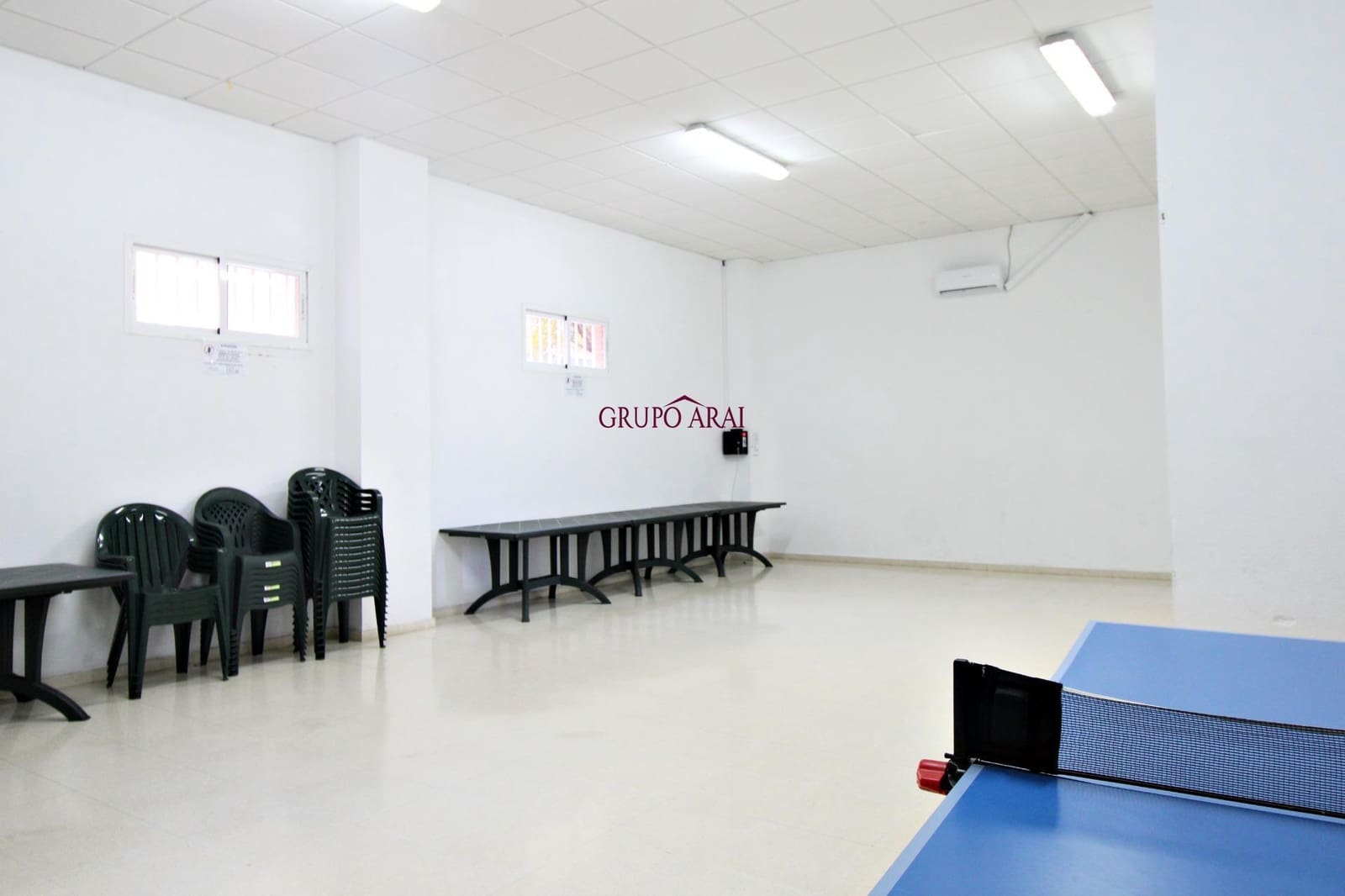 4 bedroom Flat for sale in Alicante / Alacant city with pool garage - € 280,000 (Ref: 8913185)