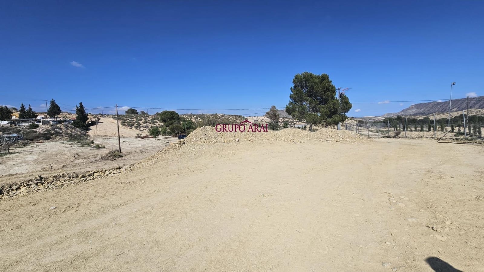 Grunde uden byggetilladelser til salg i La Alcoraya - € 27.500 (Ref: 8986184)