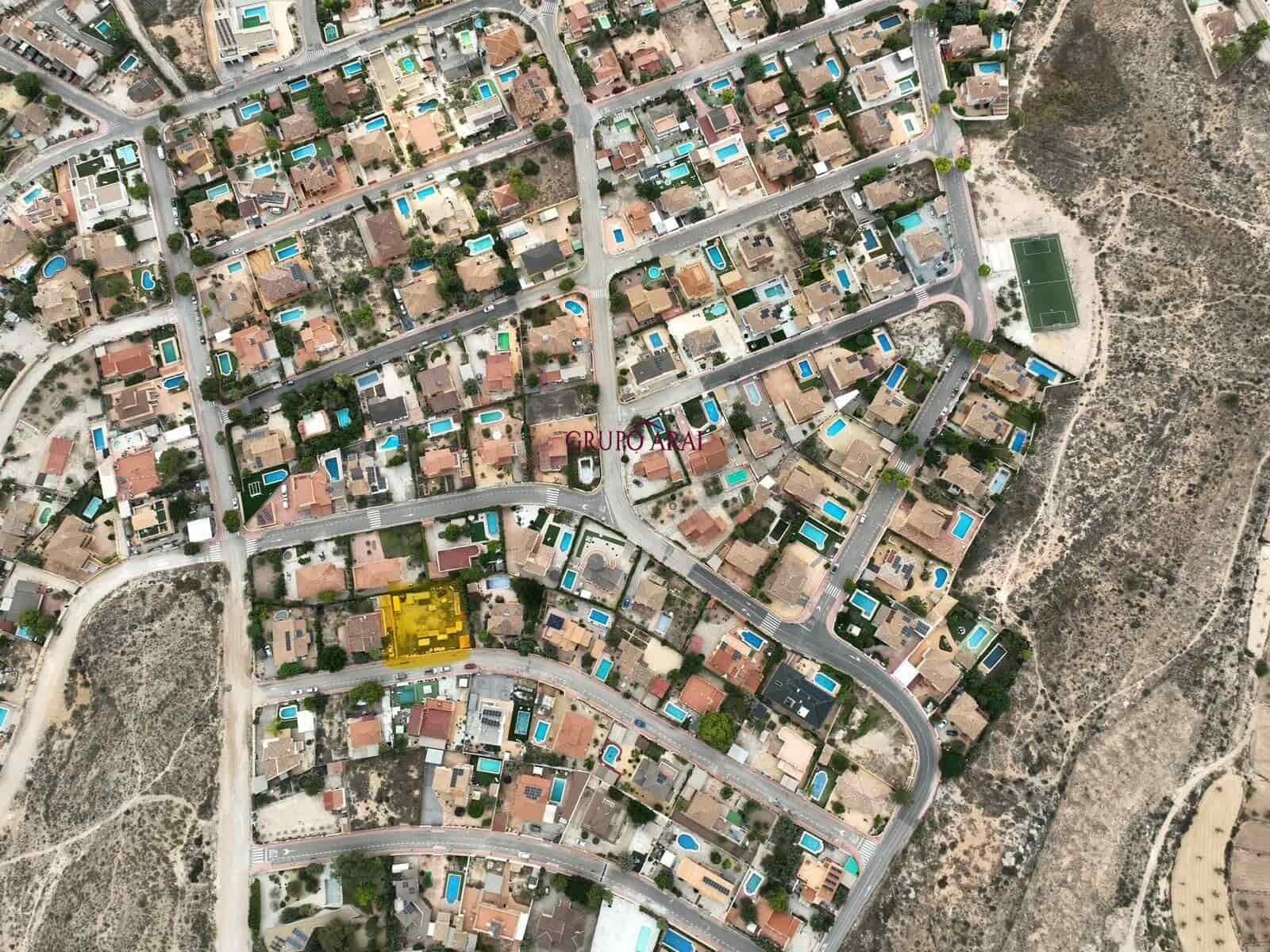 Building Plot for sale in San Vicente / Sant Vicent del Raspeig - € 145,000 (Ref: 9099255)