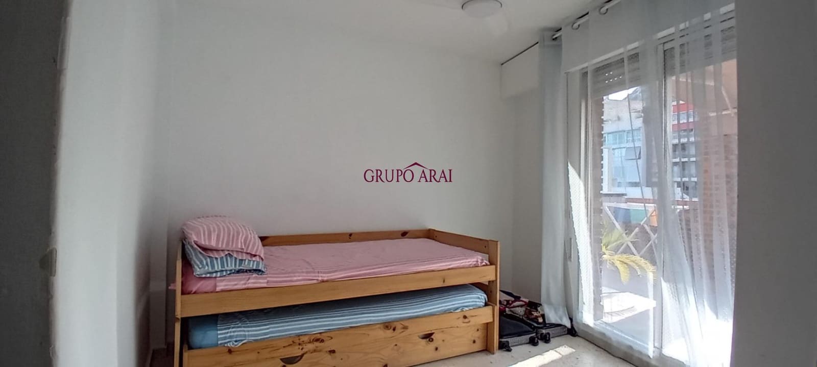 2 makuuhuone Kattohuoneisto myytävänä paikassa Alicante kaupunki - 680 000 € (Ref: 9171597)