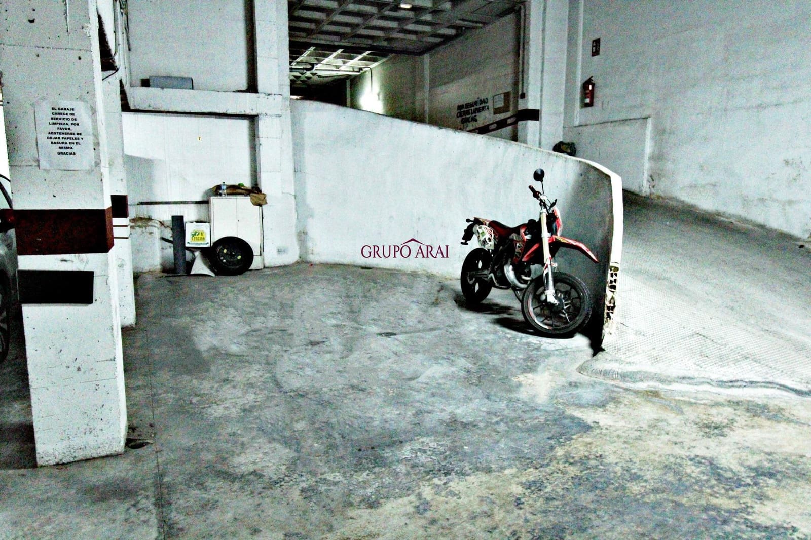 Garasje til salgs i Alicante by - € 8 000 (Ref: 9269946)