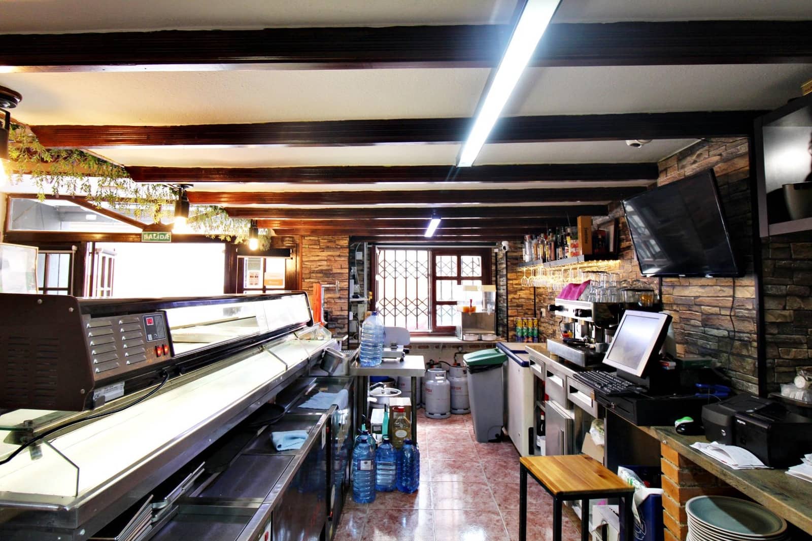 Erhverv til leje i Alicante by - € 990 (Ref: 9297048)