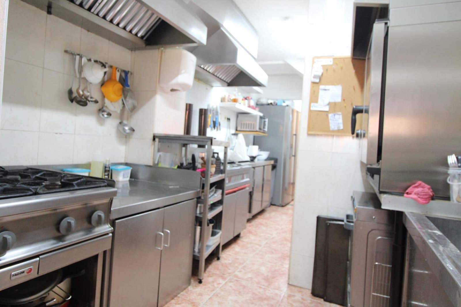 Erhverv til leje i Alicante by - € 990 (Ref: 9297048)