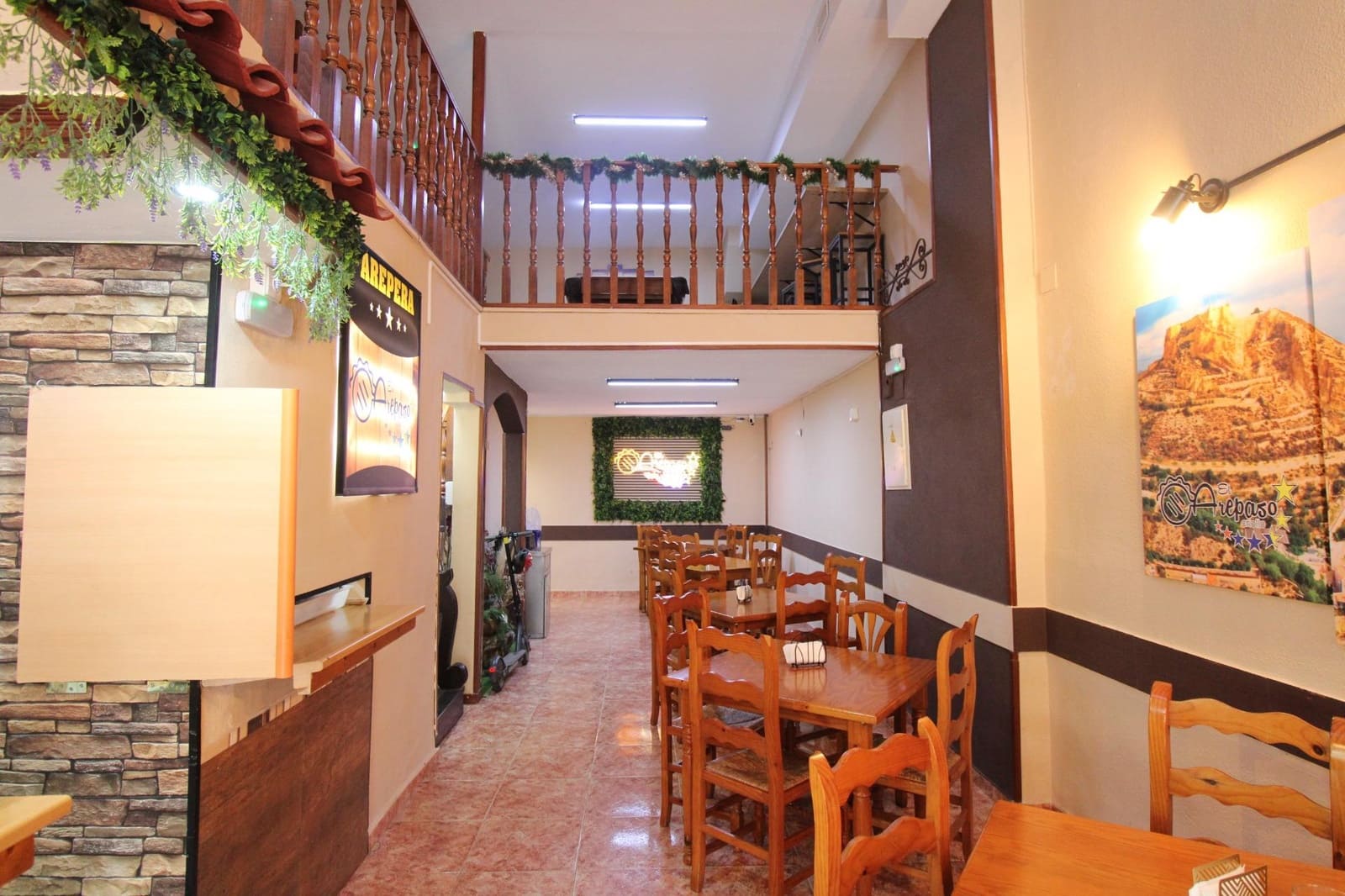 Erhverv til leje i Alicante by - € 990 (Ref: 9297048)