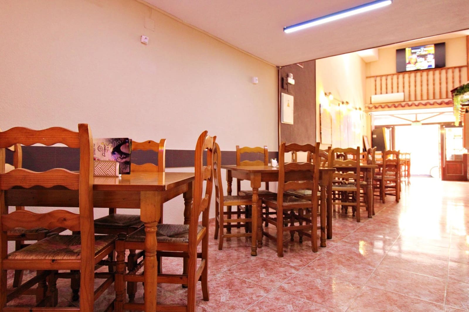 Erhverv til leje i Alicante by - € 990 (Ref: 9297048)