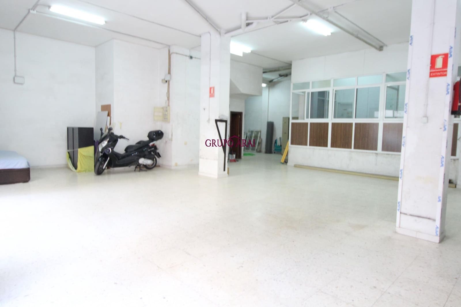 Gewerbe zu verkaufen in Alicante / Alacant Stadt - 190.000 € (Ref: 9349392)