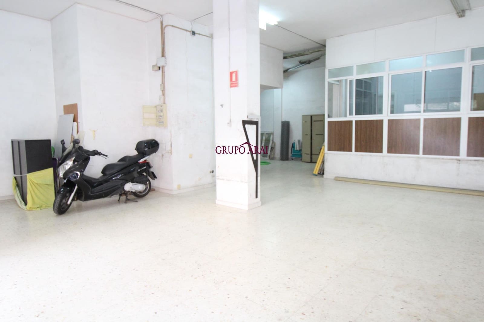 Gewerbe zu verkaufen in Alicante / Alacant Stadt - 190.000 € (Ref: 9349392)